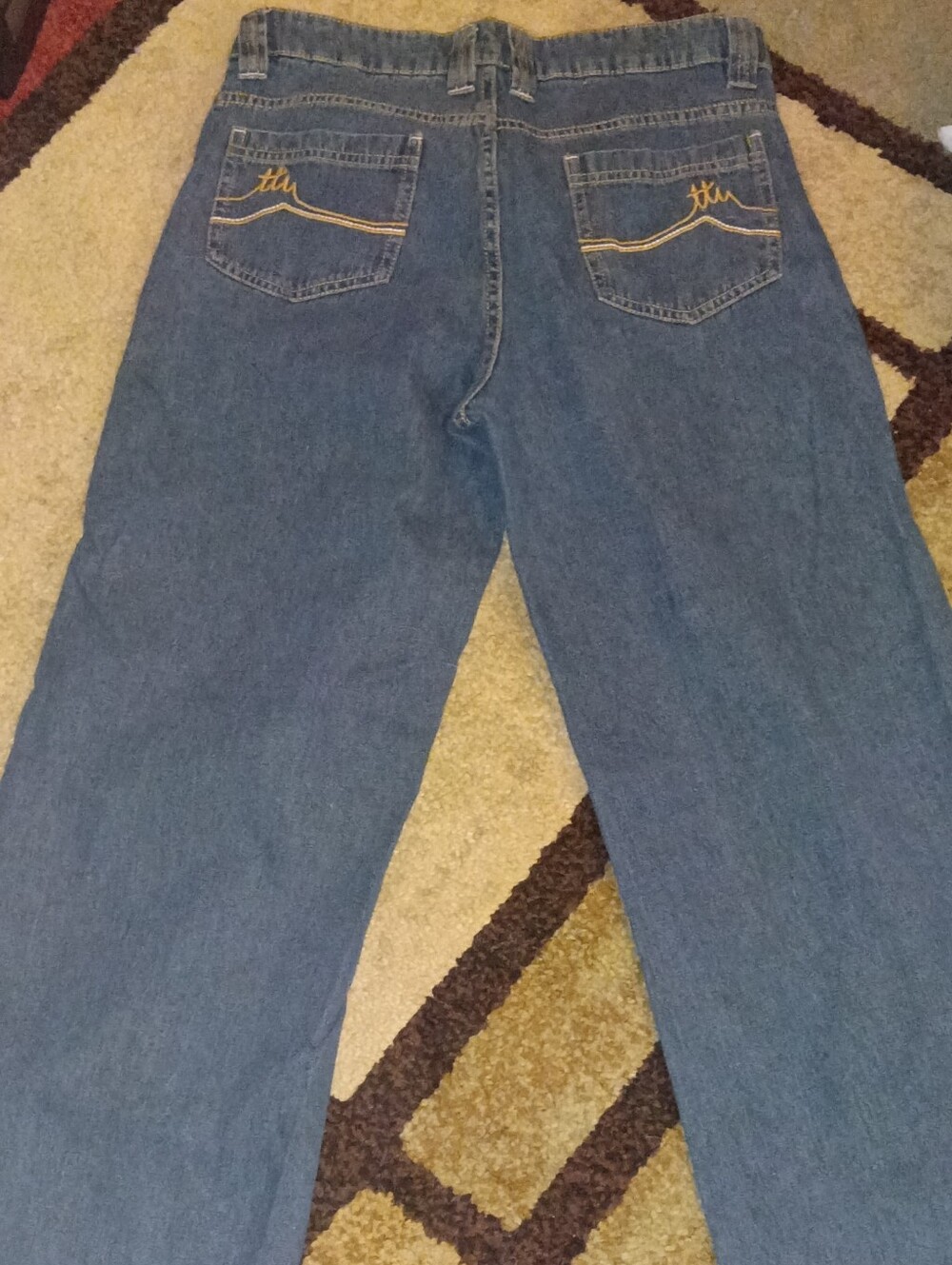 TO The Max Bell Bottoms Size 4